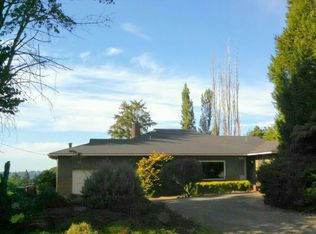 1119 E Main St, Silverton, OR 97381