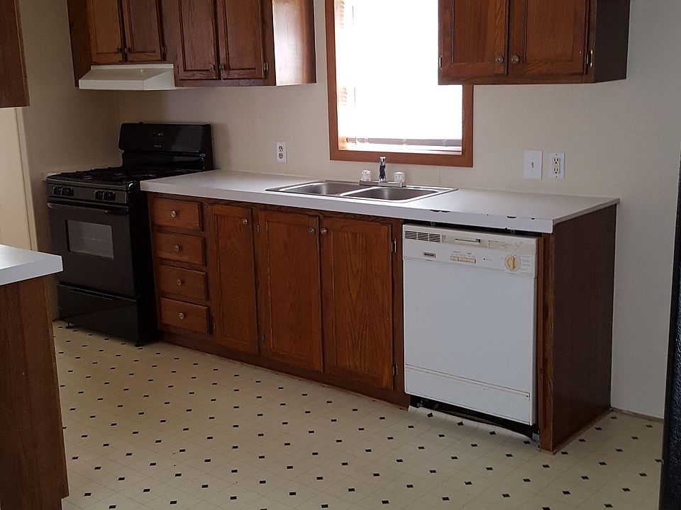 1st image of 85 Lakeland Dr