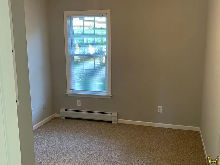 1 Farnam Hl #1 — Photo 13