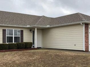 2628 E Conquest Ct, Wichita, KS 67219