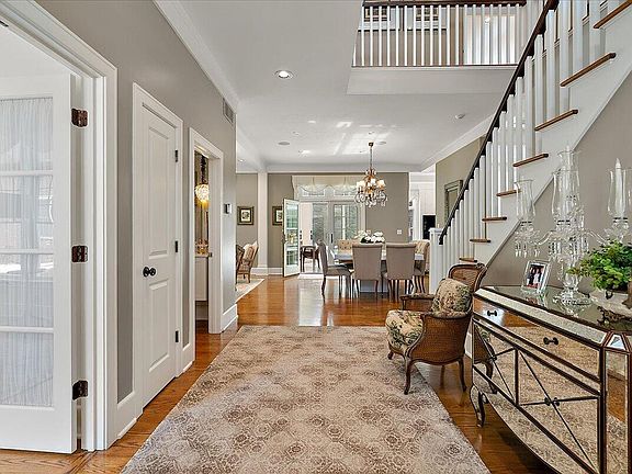 3rd image of 3277 Estates Dr