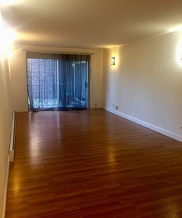 5th image of 3746 N Central Ave APT 1C