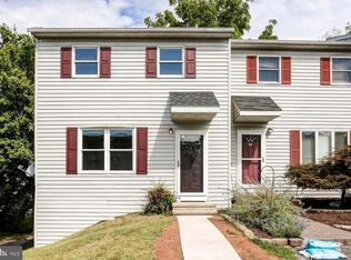 42 Persian Lilac Dr, Etters, PA 17319
