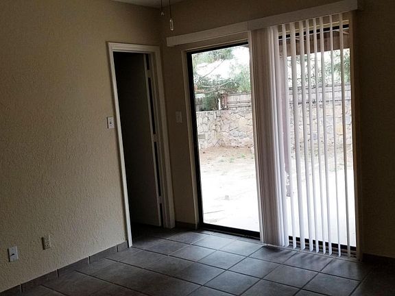 4th image of 1011 Galvan Dr #7