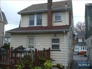 2nd image of 64 Hilton Ave
