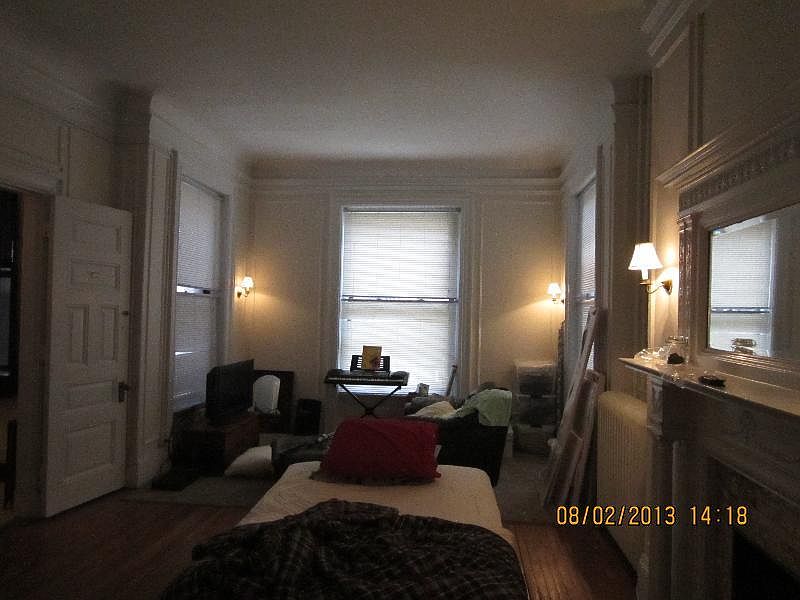 2nd image of 465 Commonwealth Ave APT 3