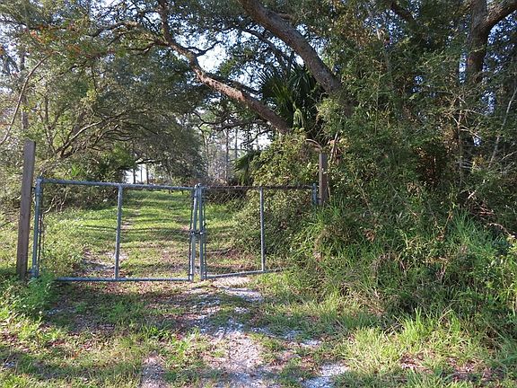 5th image of 207 N Bayshore Dr