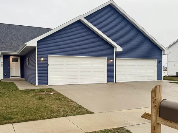 1008 Oregon Parks Avenue, Oregon, WI 53575