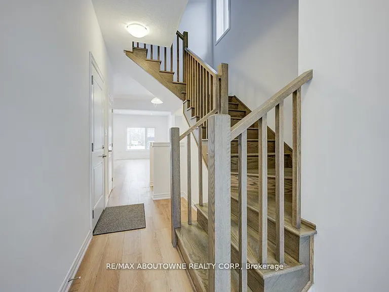 120 Court Dr #85 — Photo 5