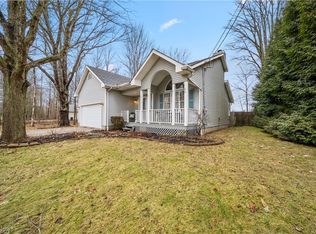 1355 Lake Vue Dr, Roaming Shores, OH 44085
