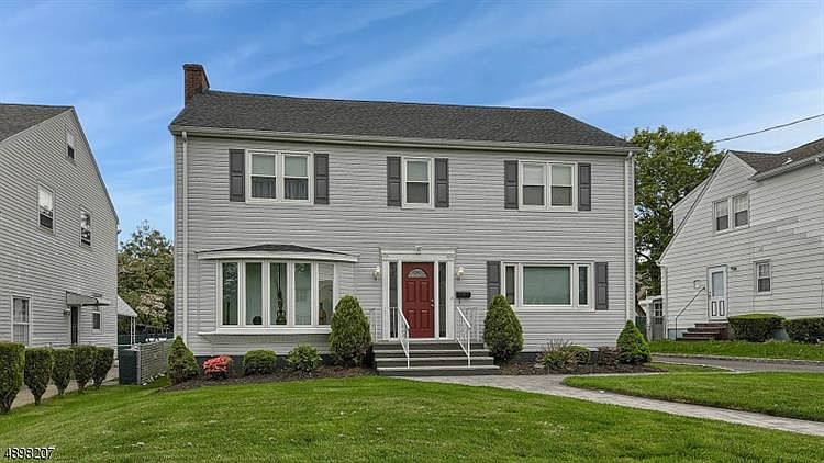 1st image of 45 Lloyd Pl