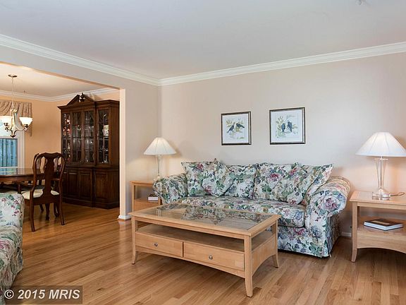 3rd image of 1601 Sadlers Wells Ct
