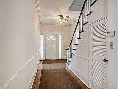 2nd image of 119 E Main St #1A