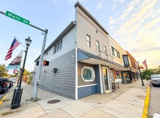 101 W Main St, Syracuse, IN 46567