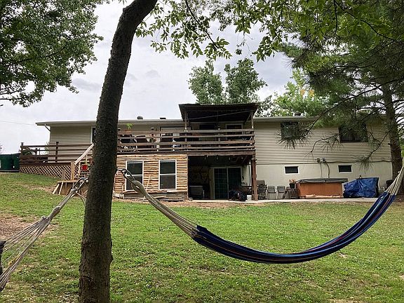 2nd image of 1719 Westview Dr