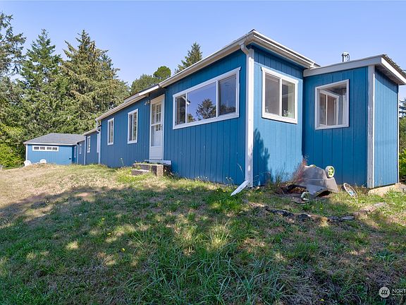 4th image of 24609 Pacific Way