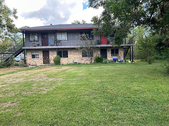 3rd image of 7910 Laura Koppe Rd
