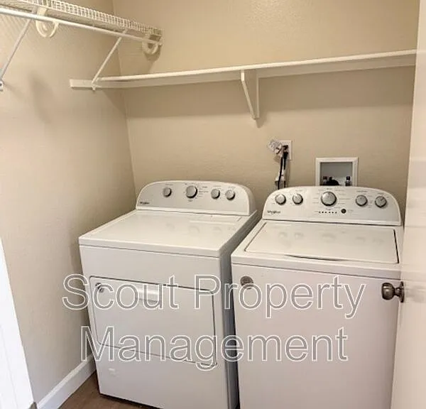 43174 Teramo St — Photo 11