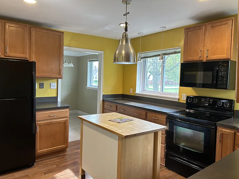 4024 W Webster Rd — Photo 11