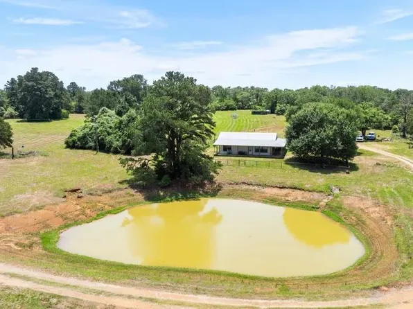 146 Split Oak Rd, Smithville, TX 78957