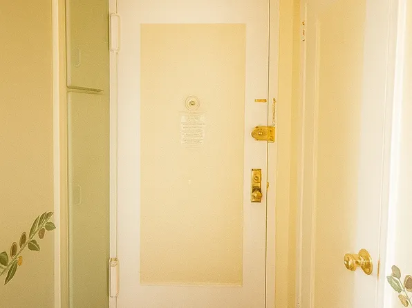 2821 Kings Highway image 17 of 18