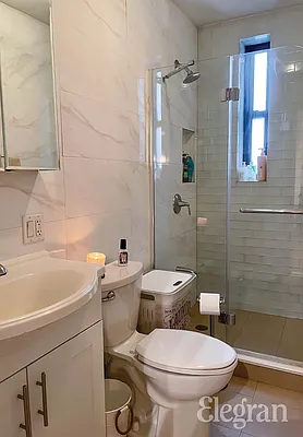 Rented by (Legacy) Elegran | media 17