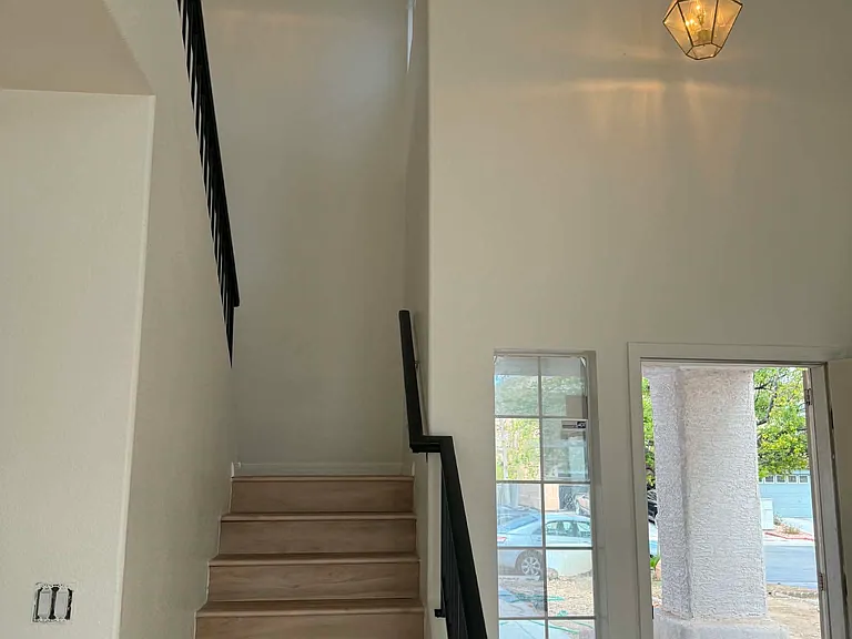 7989 Blue Brook Dr — Photo 6