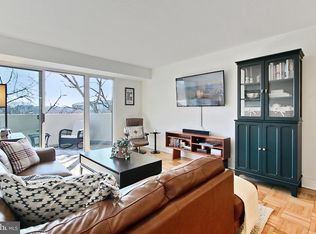 Town Square Towers Condo, Washington, DC 20024