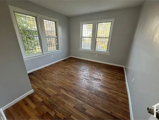 641 15th Ave #1L — Photo 3