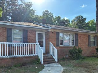 5606 Birch Rd, Fayetteville, NC 28304