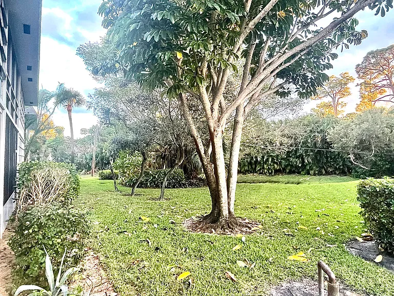 2929 SE Ocean Blvd #117 — Photo 18