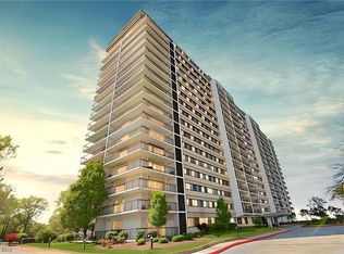 12550 Lake Ave APT 708, Lakewood, OH 44107