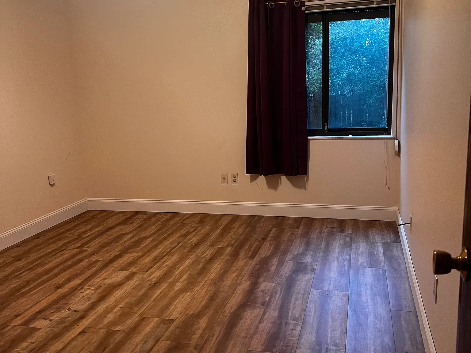3241 Mayfield Rd — Photo 2