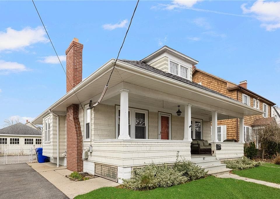 87 Grosvenor Ave, East Providence, RI 02914 Zillow