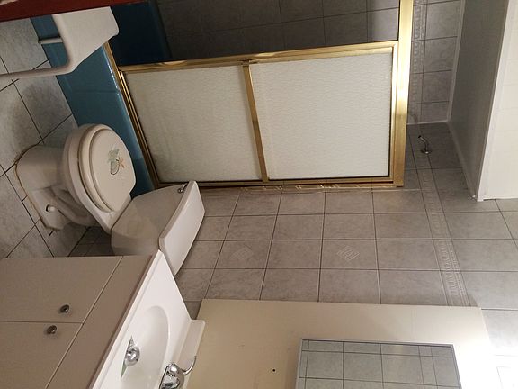 5th image of 2740 E 11th St #1