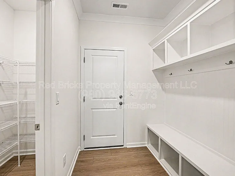 11026 Lochmere Rd — Photo 8