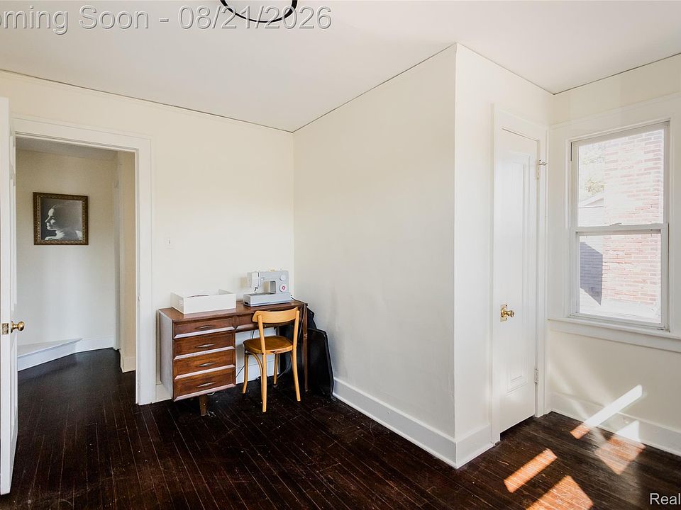 351 Chalmers St, photo 23