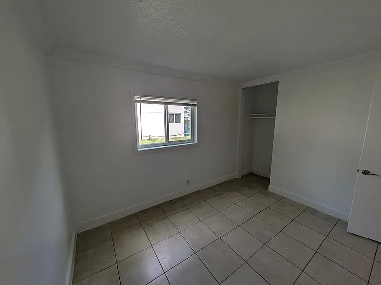 817 Lighthouse Dr #B — Photo 8