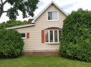 958 W 2nd St, Winona, MN 55987