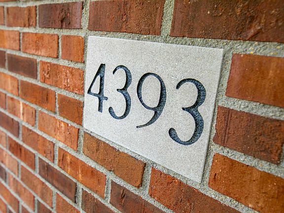 5th image of 4393 Swenson St