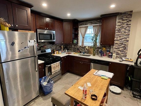 4th image of 32-21 55th St #1A