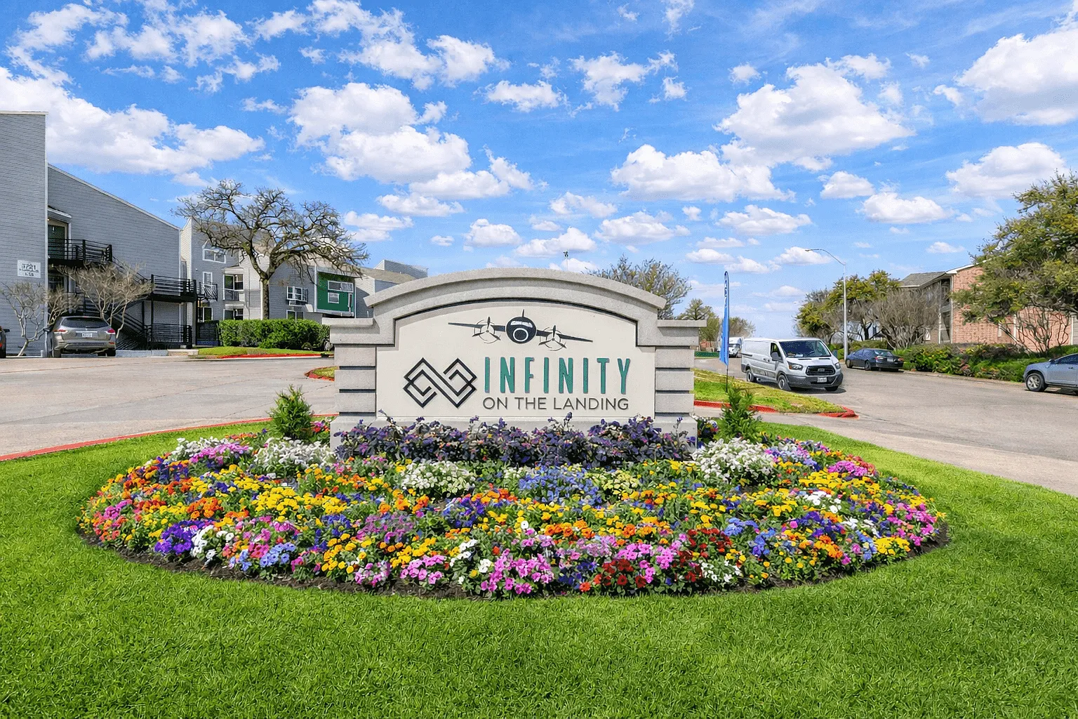Infinity on the Landing — Photo 1