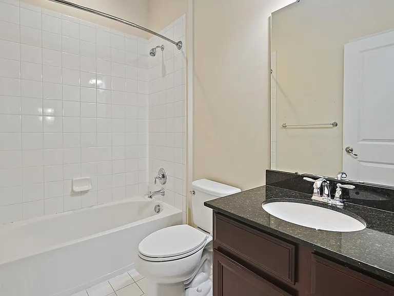 11675 Emerald Green Dr — Photo 21