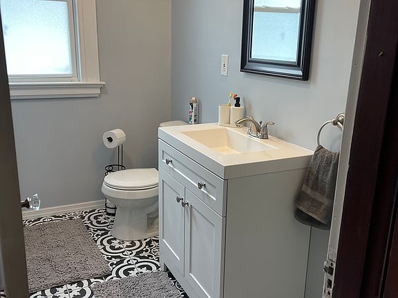 4th image of 204 Westfield Ave Unit 2