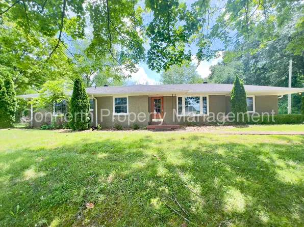 2880 Trough Springs Rd, Clarksville, TN 37043