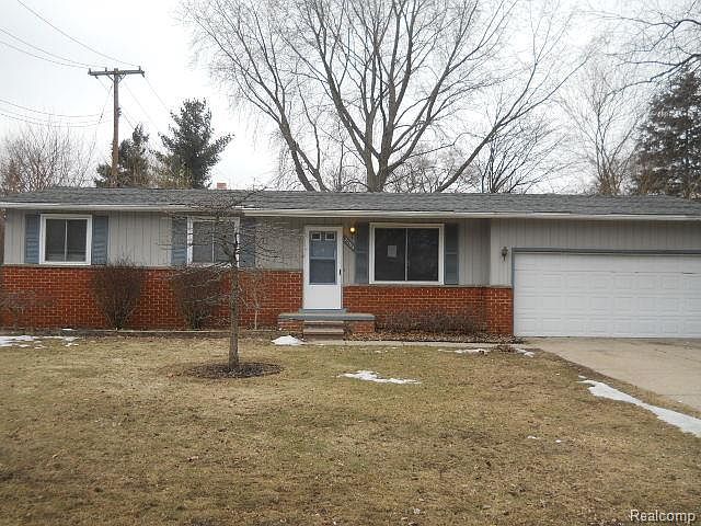 1st image of 20335 Parkville St