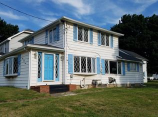 6093 Main Rd, Stafford, NY 14143