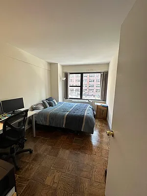 Rented by Olympia House Delaware LP | media 12