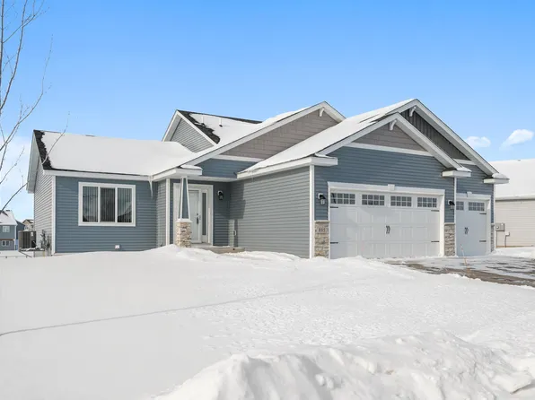 895 10th St, Clearwater, MN 55320