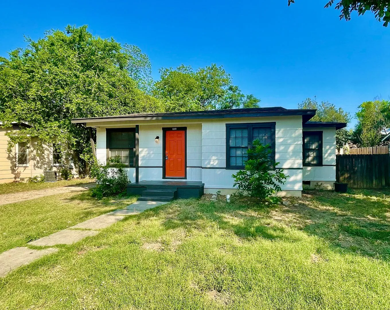 Centrally Located & Fully Updated — Photo 1
